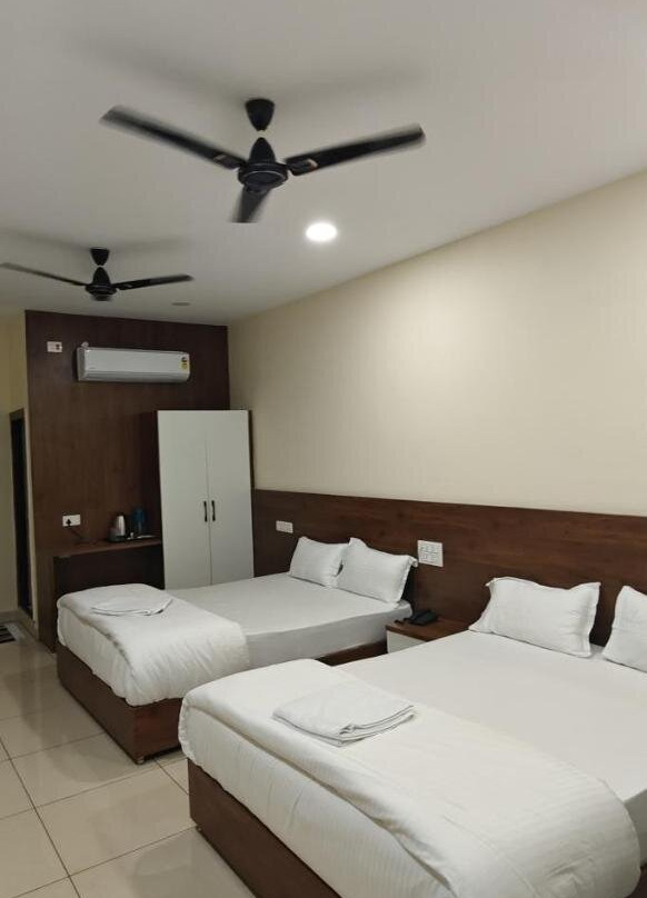 Hotel Trishul Grand