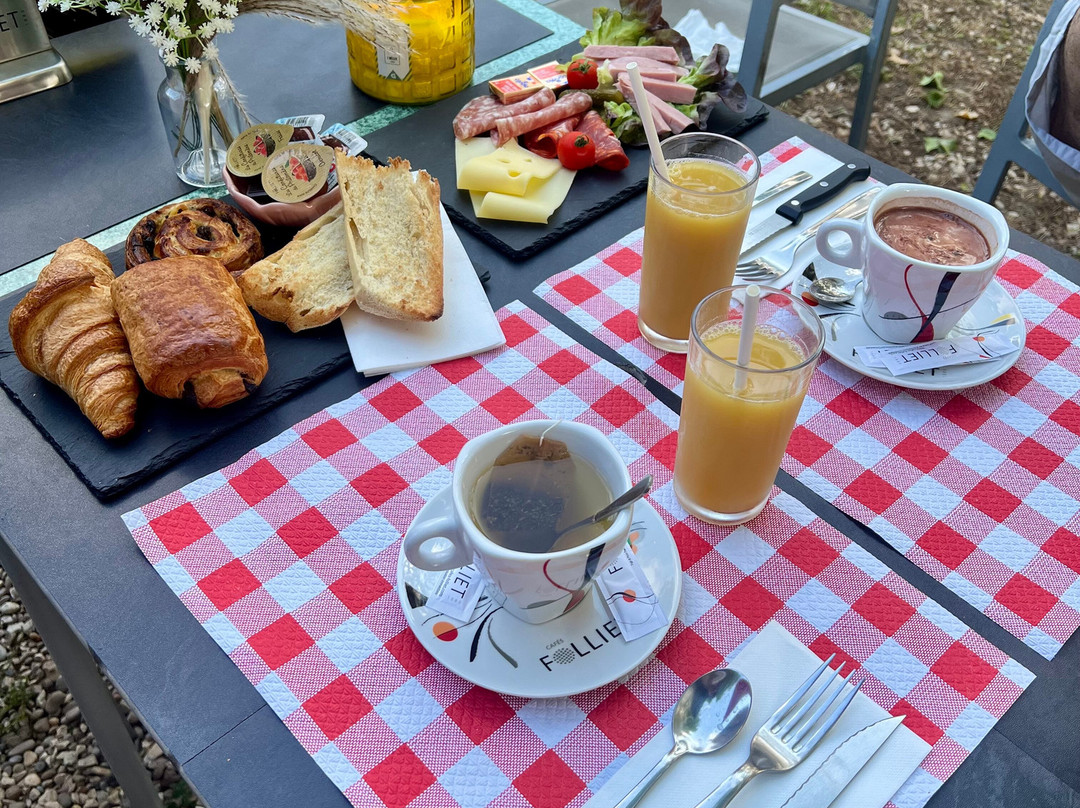 La Guinguette Des Amis