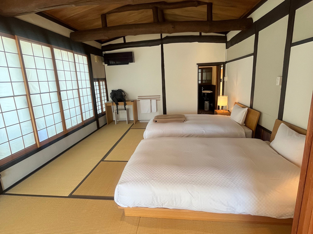 竹原盐场镇日本酒店主图