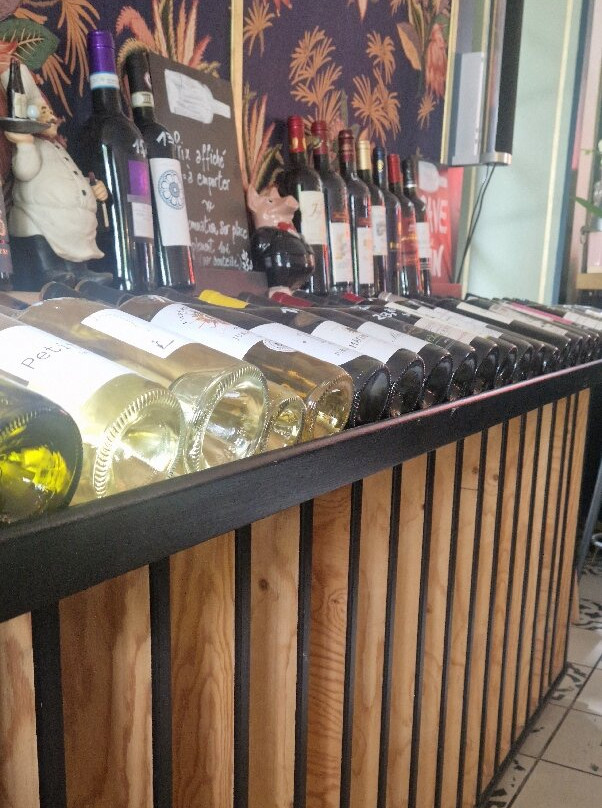 夫吉斯国际之家酒店主图