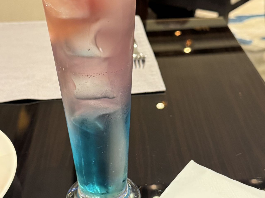 郑州希尔顿酒店主图