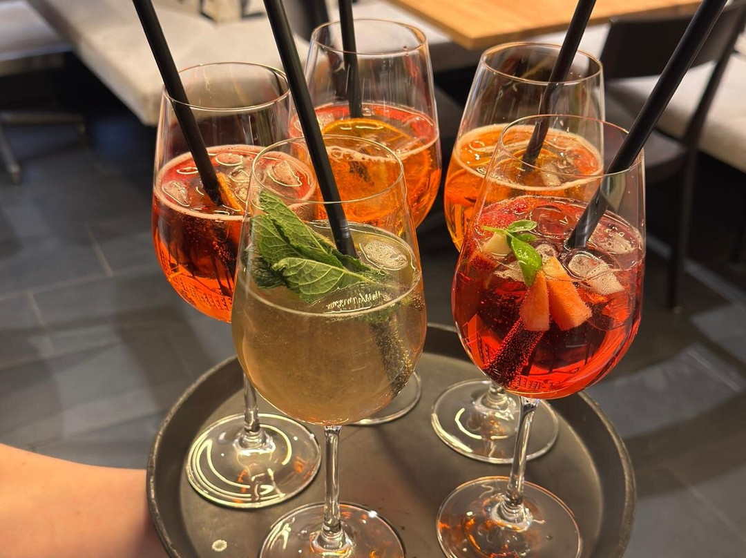 Dengg Cafe Bistro