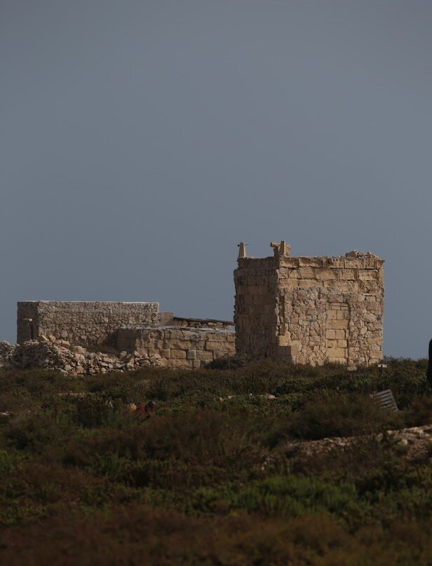Lighthouse Il-Kalanka-Marsaxlokk必去景点