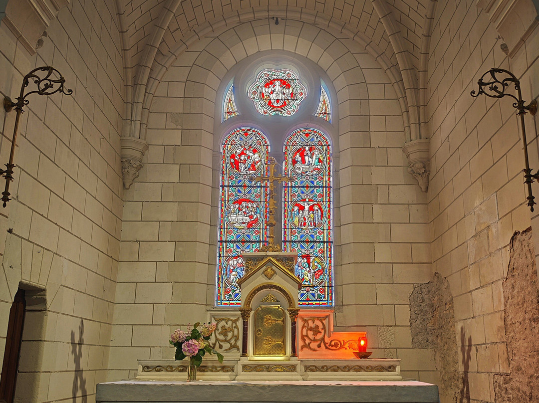 Eglise Saint Maixent-Veigne必去景点