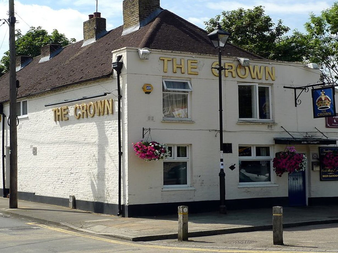 The Crown Pub