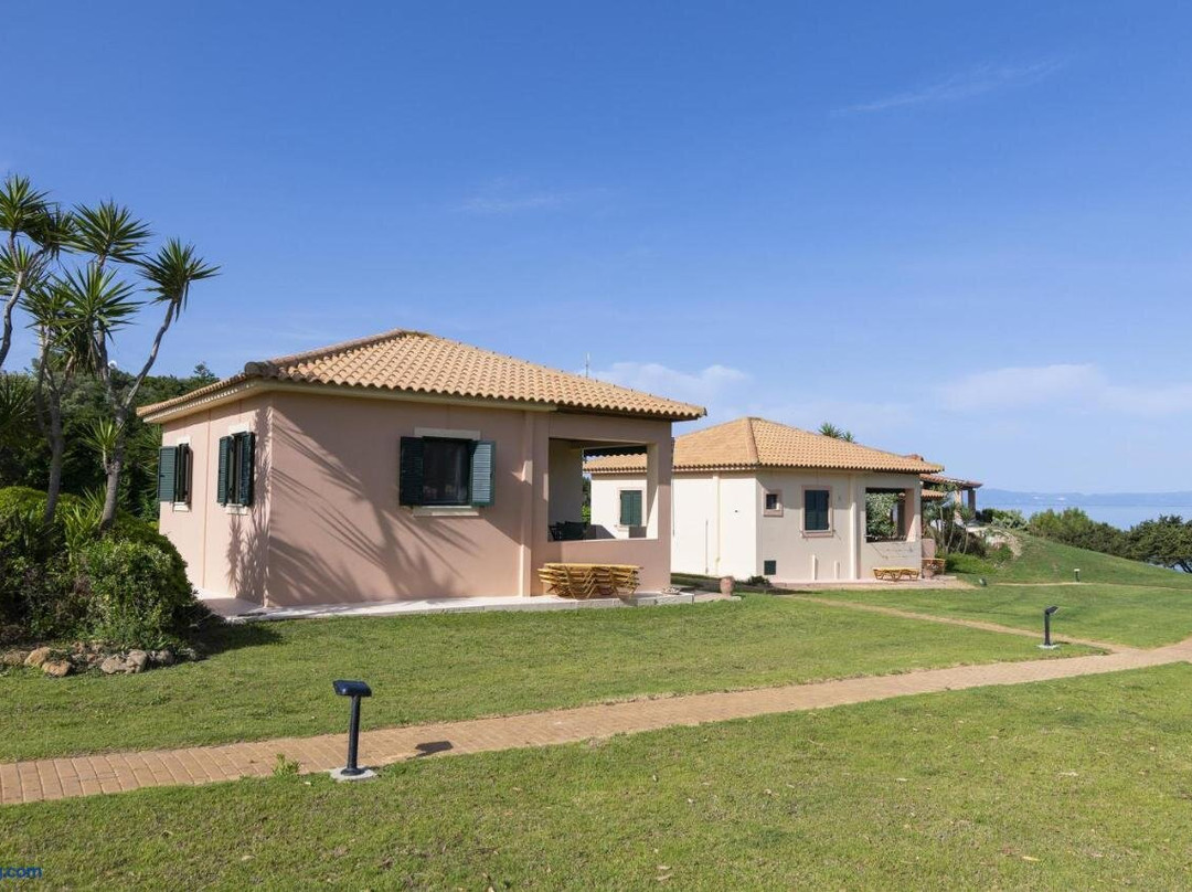 Analipsi Beach Front Villas