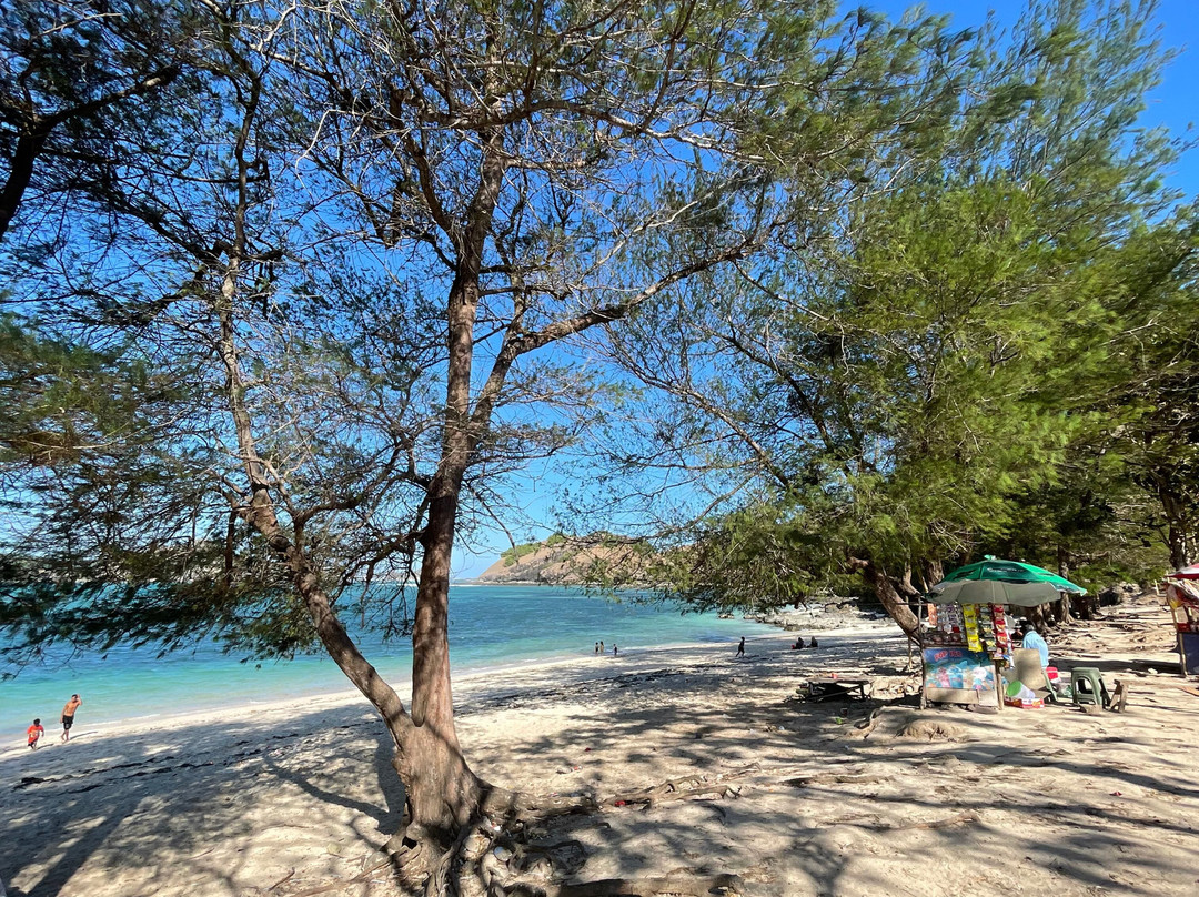 Tanjung Aan Beach-龙目岛必去景点
