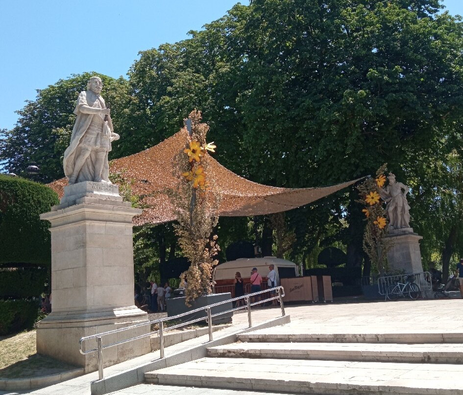 Paseo del Espolon-布尔戈斯省必去景点