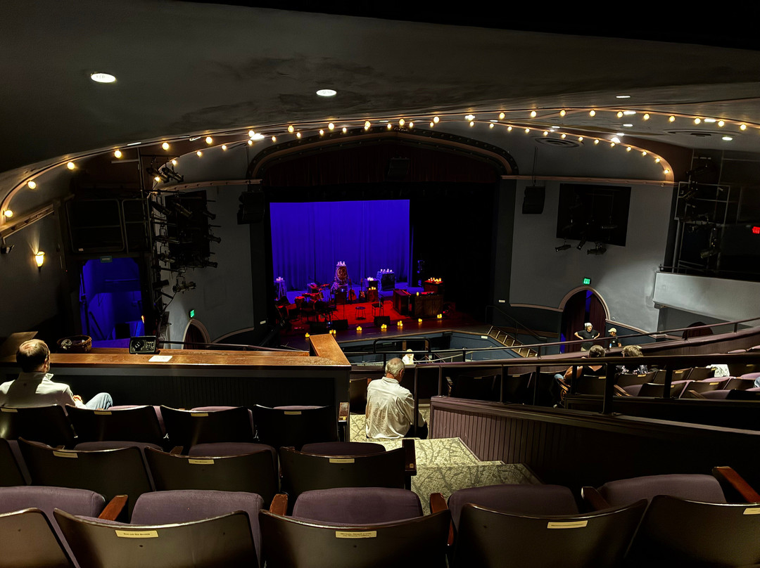 The Englert Theater-爱荷华城必去景点