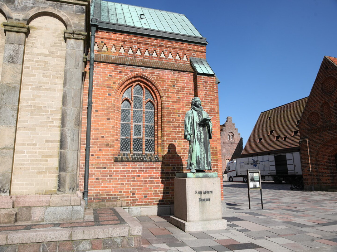 Hans Adolf Brorson Statue-里伯必去景点