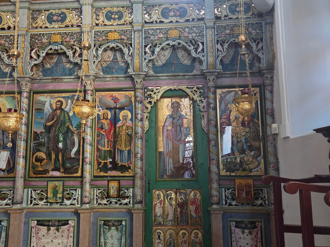 Panagia Glykofilousa-Petra必去景点