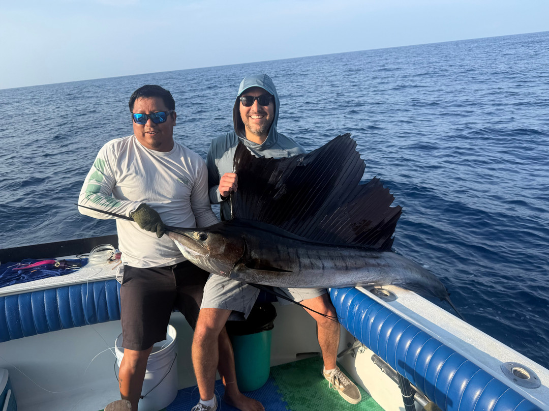 Fishing With Tico Huatulco-Crucecita必去景点