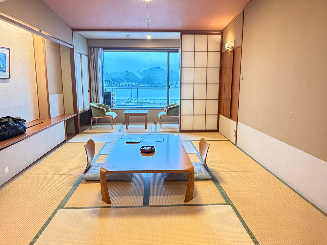 浦岛酒店主图