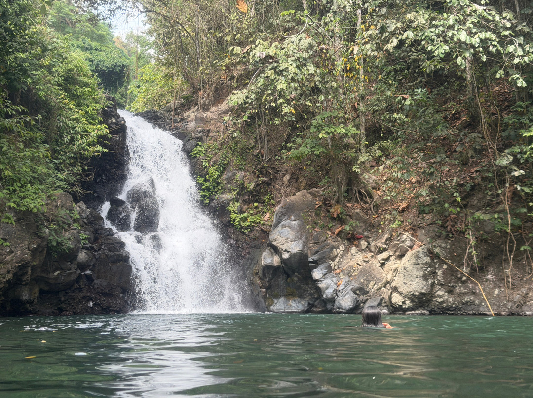 Aling-Aling Waterfall-Sambangan必去景点