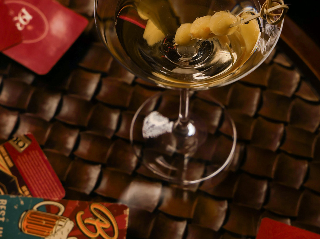 1933 Bar