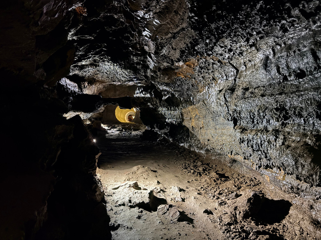 Gruta do Carvão-蓬塔德尔加达必去景点