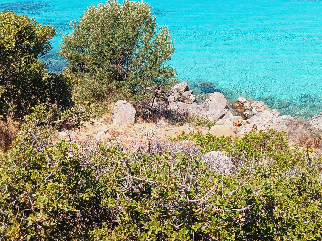 Agia Dinami Beach-Emporios必去景点