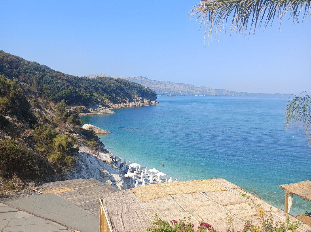 Pulebardha Beach-沙兰德必去景点