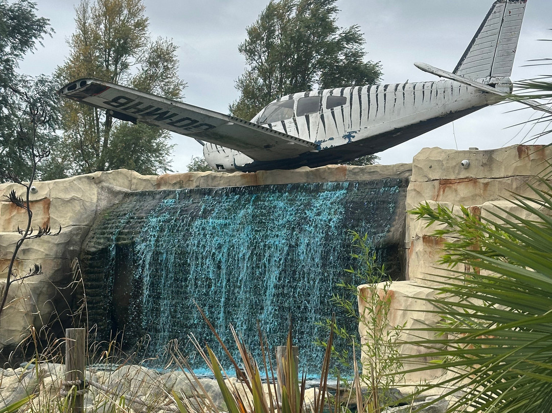 Jungle Paradise and Oceans Paradise Adventure Golf-奇切斯特必去景点