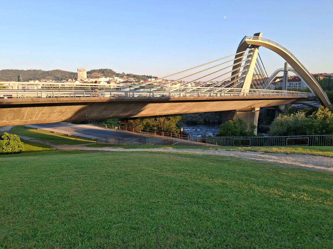 Puente del Milenio-奥伦塞省必去景点
