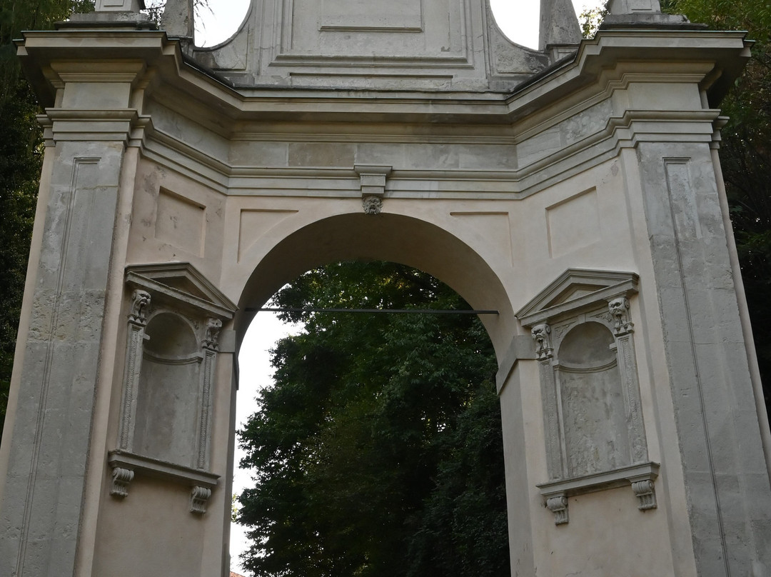 Museo Baroffio e del Santuario del Sacro Monte Sopra Varese-瓦雷泽必去景点