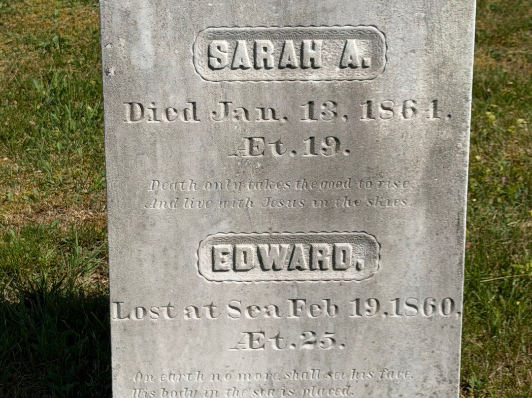 North Edgecomb Cemetery-Edgecomb必去景点