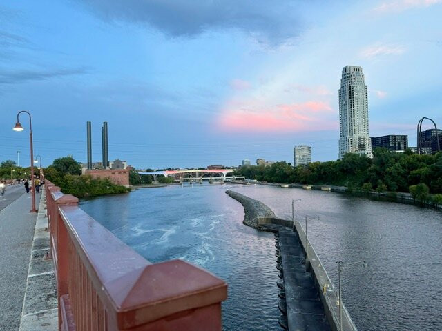 Stone Arch Bridge-明尼阿波利斯必去景点