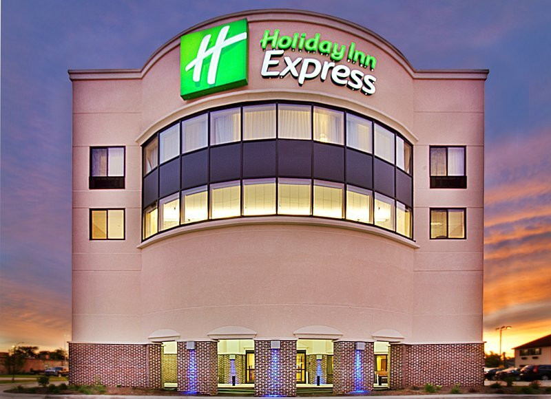 Holiday Inn Express 滑铁卢的雪松瀑布 by IHG主图