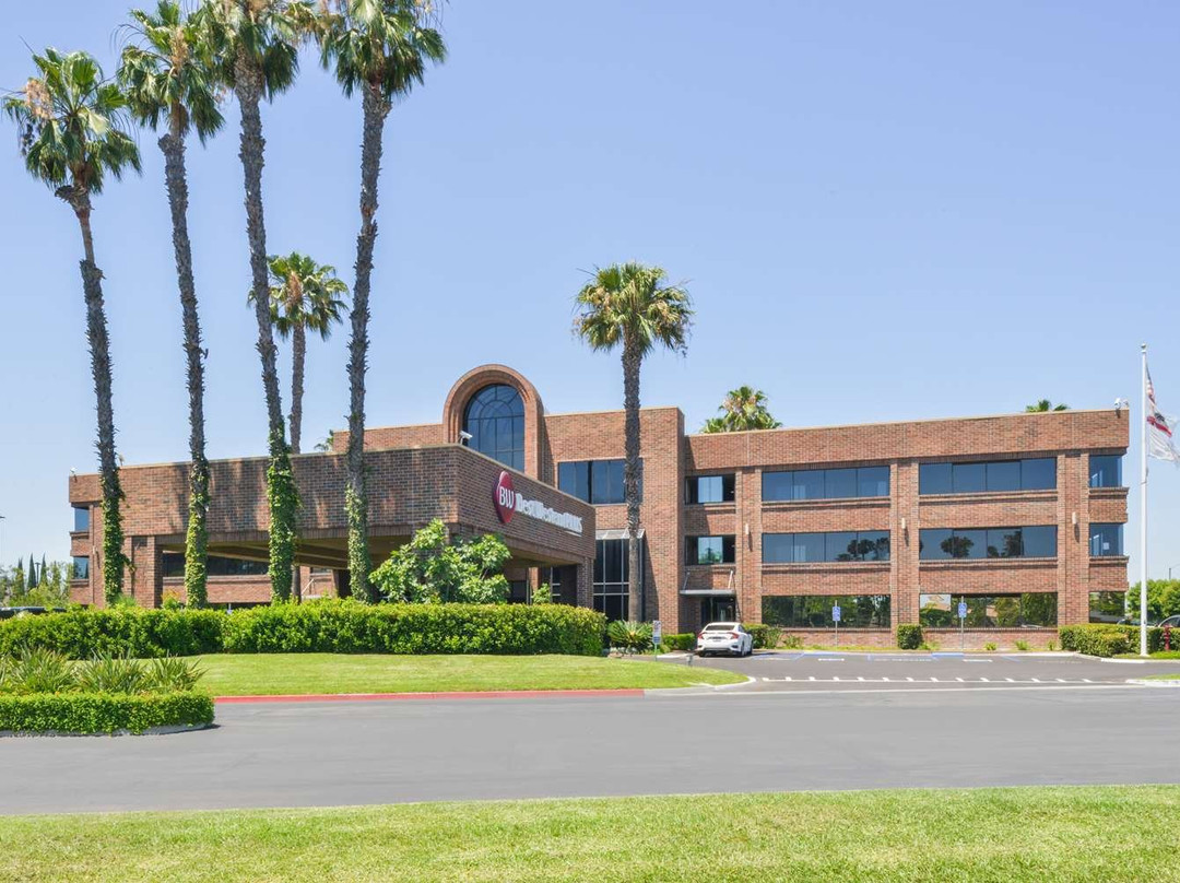 贝斯特韦斯特普拉斯默里迪恩套房酒店主图