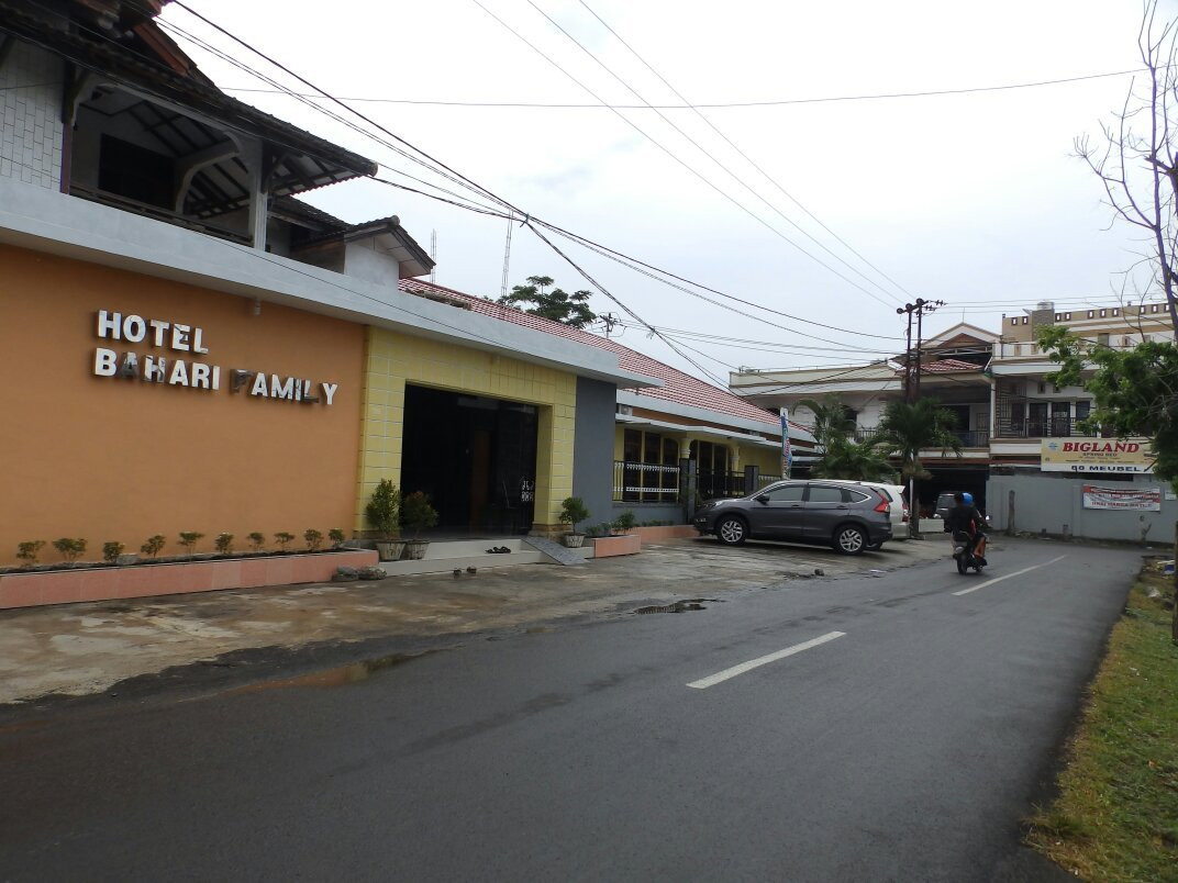 Bahari Hotel