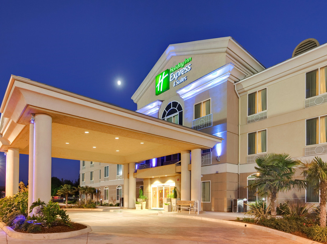 Holiday Inn Express & Suites Porterville By IHG主图