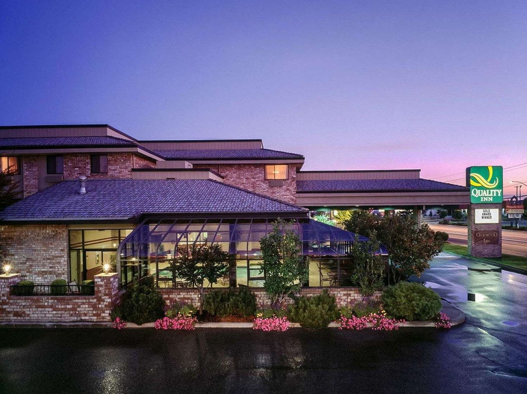 奥克伍德品质酒店主图