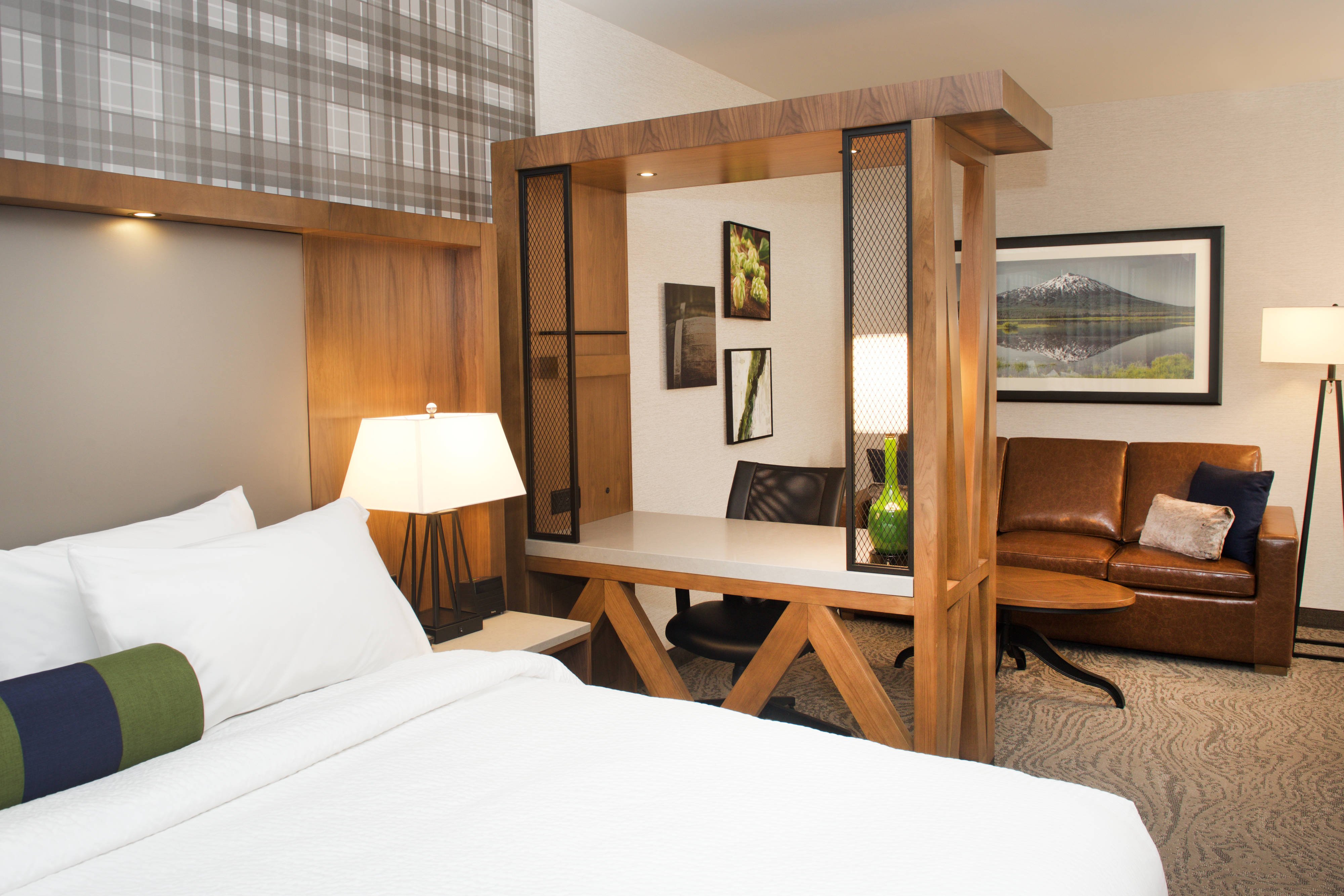 Springhill Suites by Marriott Bend-官方