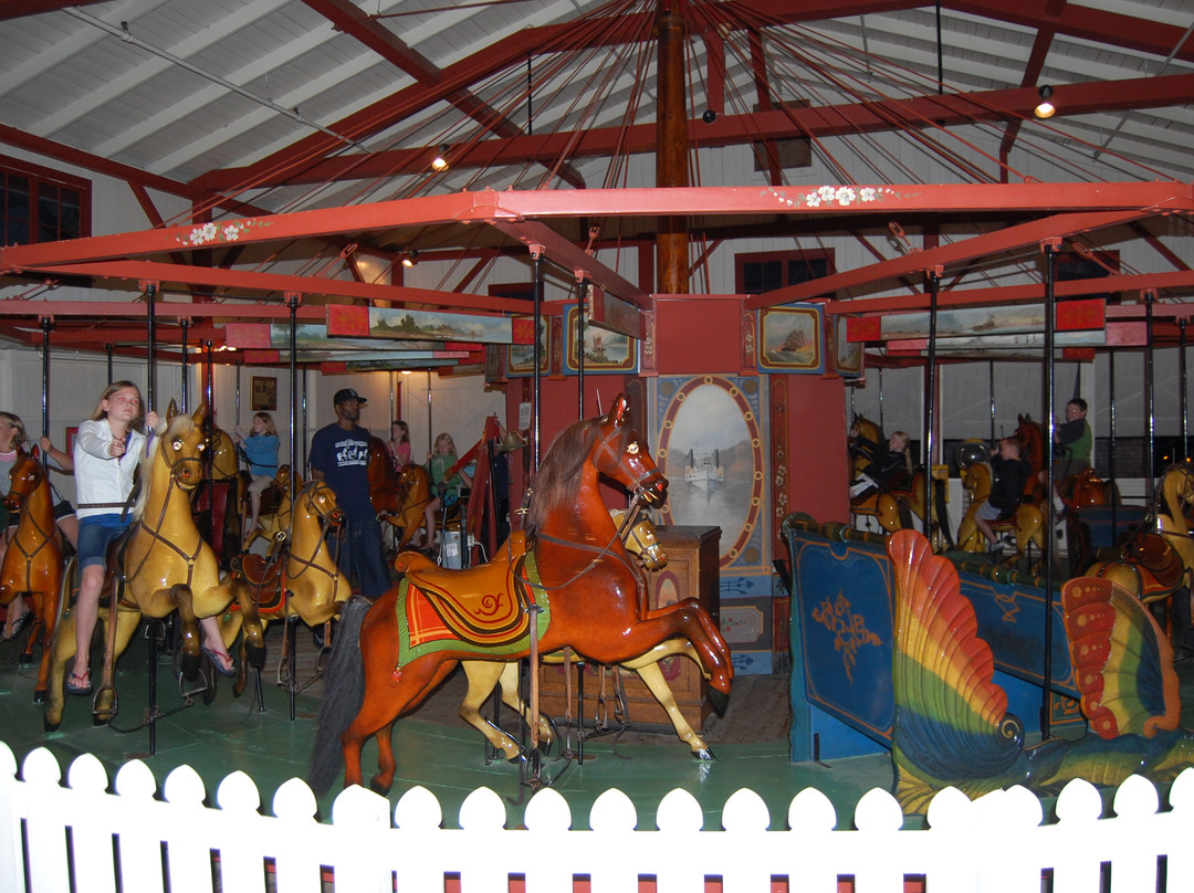 Flying Horses Carousel景点图片