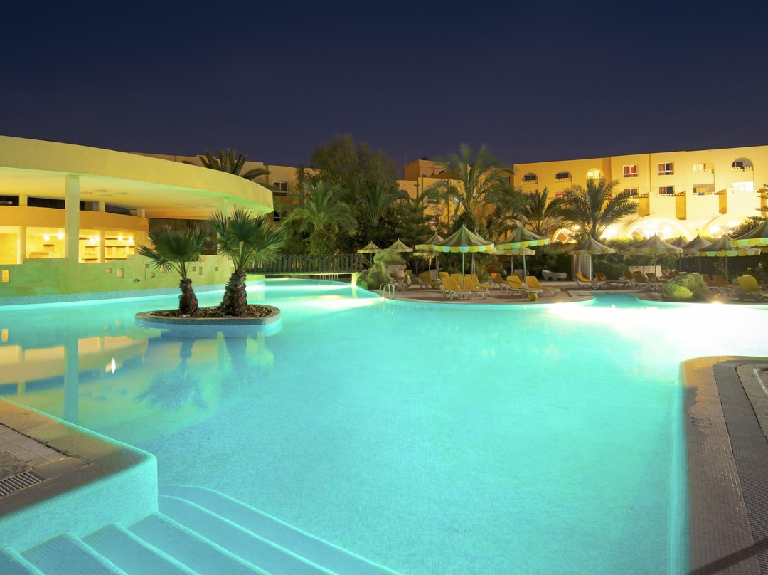 伊波罗之星迟彻汗酒店