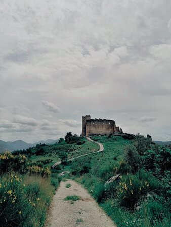 Castello di Avella景点图片