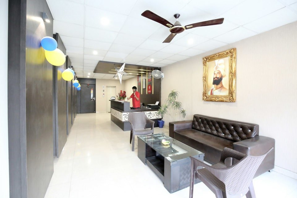 Pohir酒店住宿-Super Collection O Model Town Road Near Bus Stand