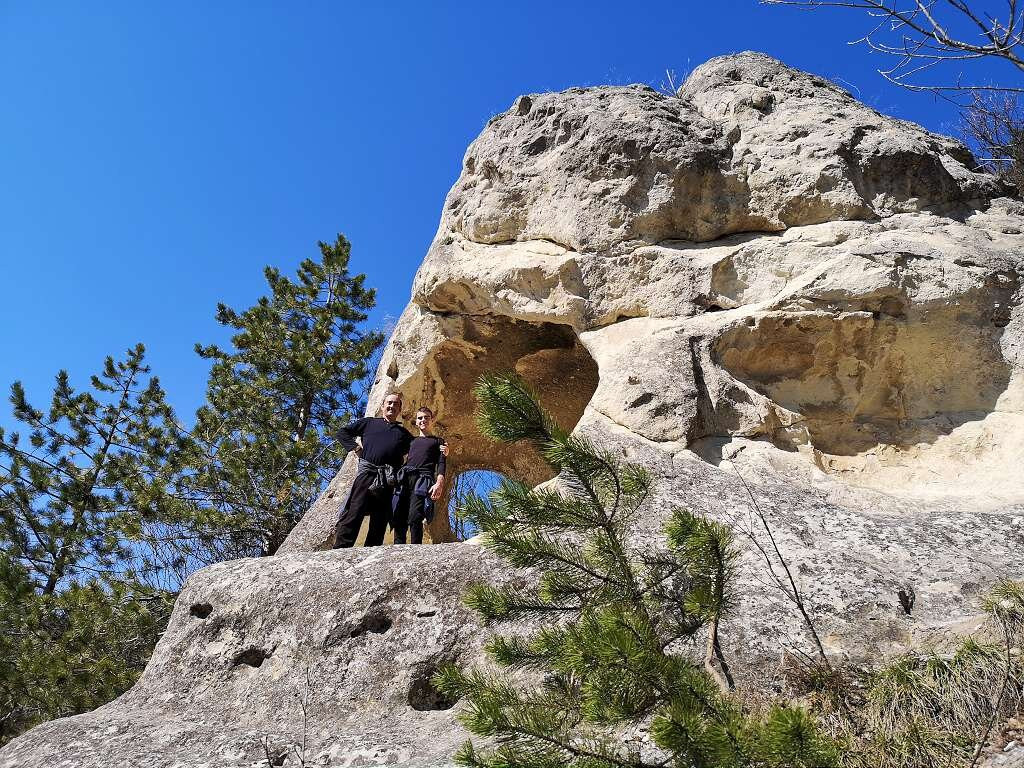 Osmar Rock Monasteries景点图片