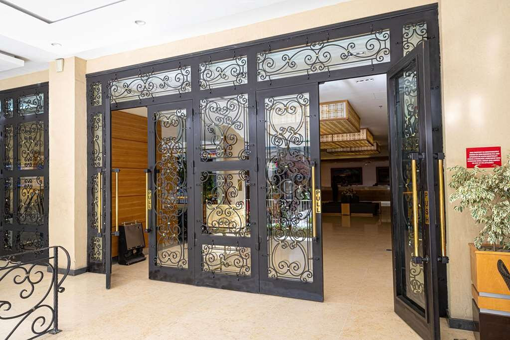 Ramada by Wyndham Addis Ababa主图