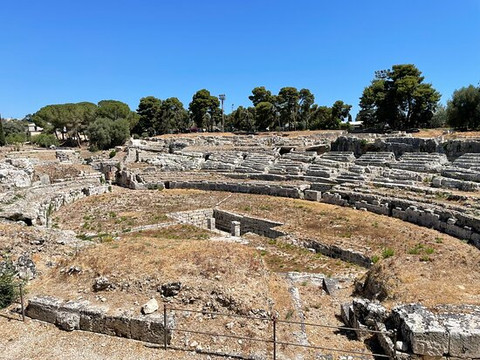 Lucia Majorca - Guida Turistica di Siracusa-锡拉库扎必去景点