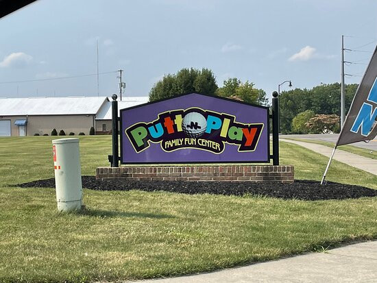 Putt N Play-格罗夫城必去景点