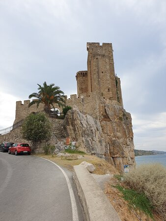 L'Antico Granaio Sotto il Castello Federiciano景点图片