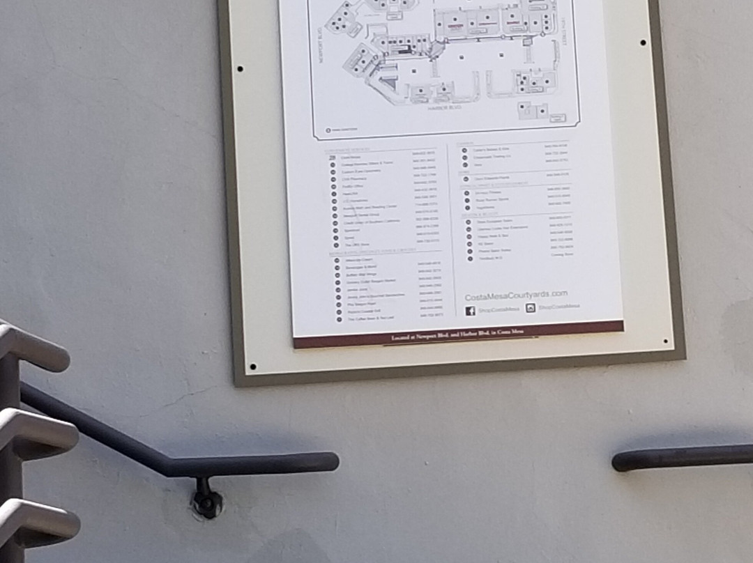 Costa Mesa Courtyards