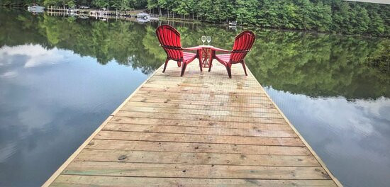 Wood Creek Lake-London必去景点