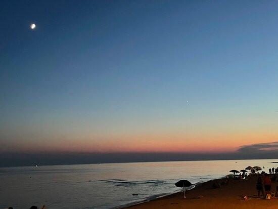 Spiaggia di Torre Ovo-Torricella必去景点