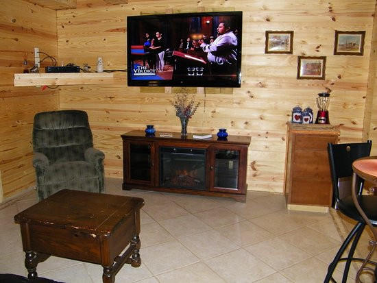 Knotty And Nice Cabins, Inc.主图