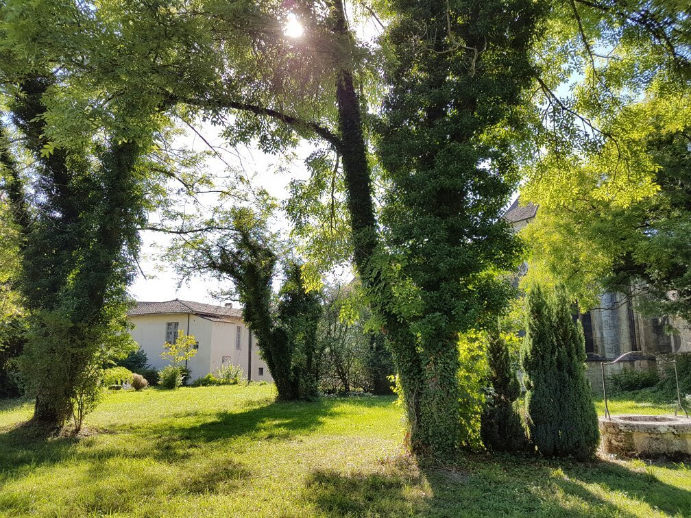 Abbaye Notre-Dame d'Ambronay-Ambronay必去景点