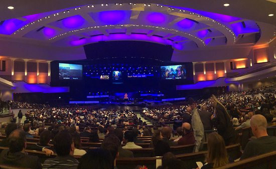 普斯顿沃浸信会教堂-普莱诺必去景点