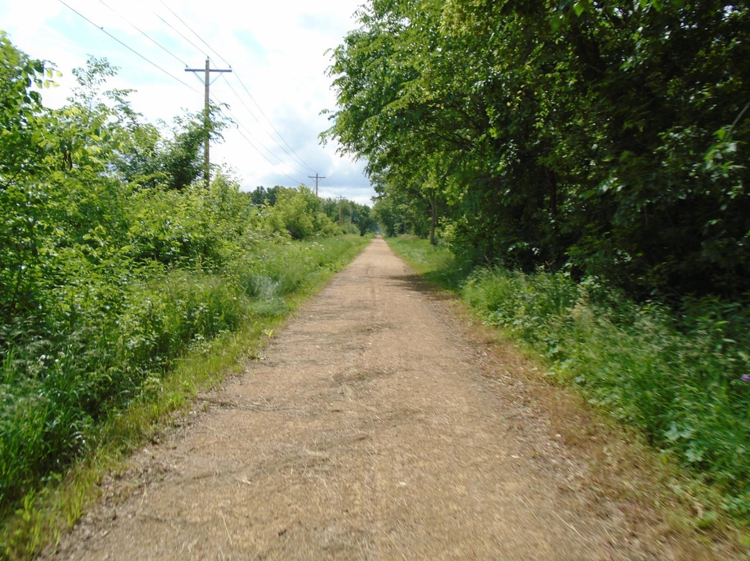Pine River Trail景点图片