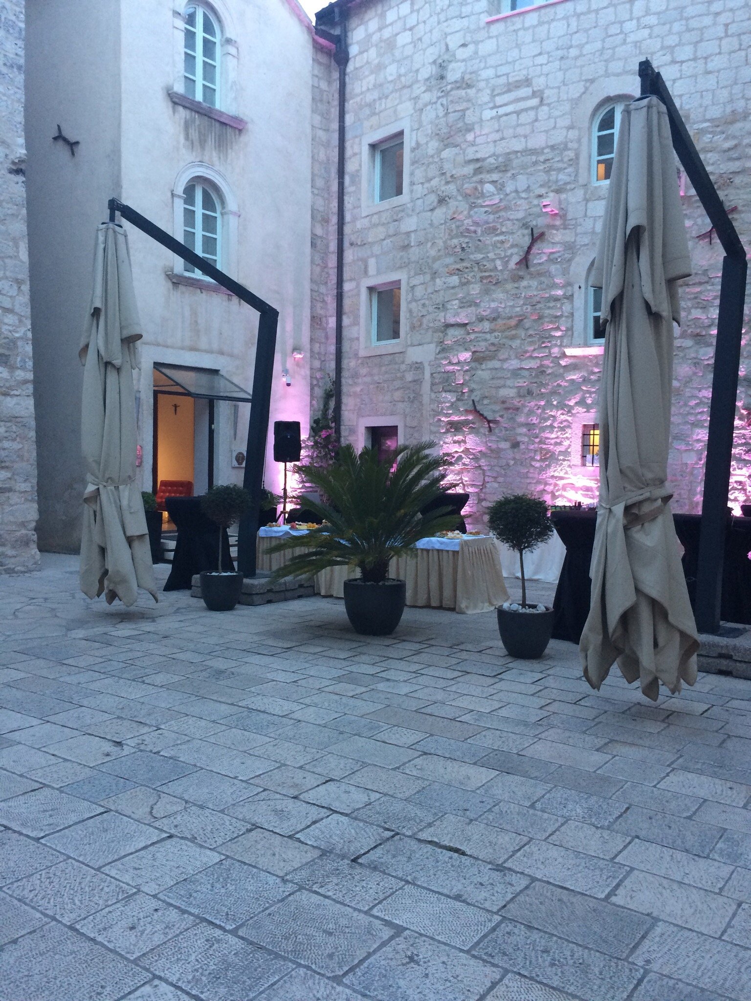 Bella Notte Di Spalato-官方